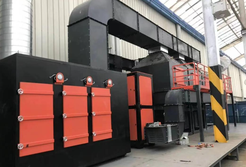 危废间催化燃烧设备安装现场